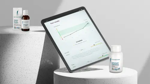 Ein Tablet mit einem Diagramm, umgeben von Vitamin-D3-Tropfen und Magnesiumtabletten auf strukturierten, zylindrischen Podesten.