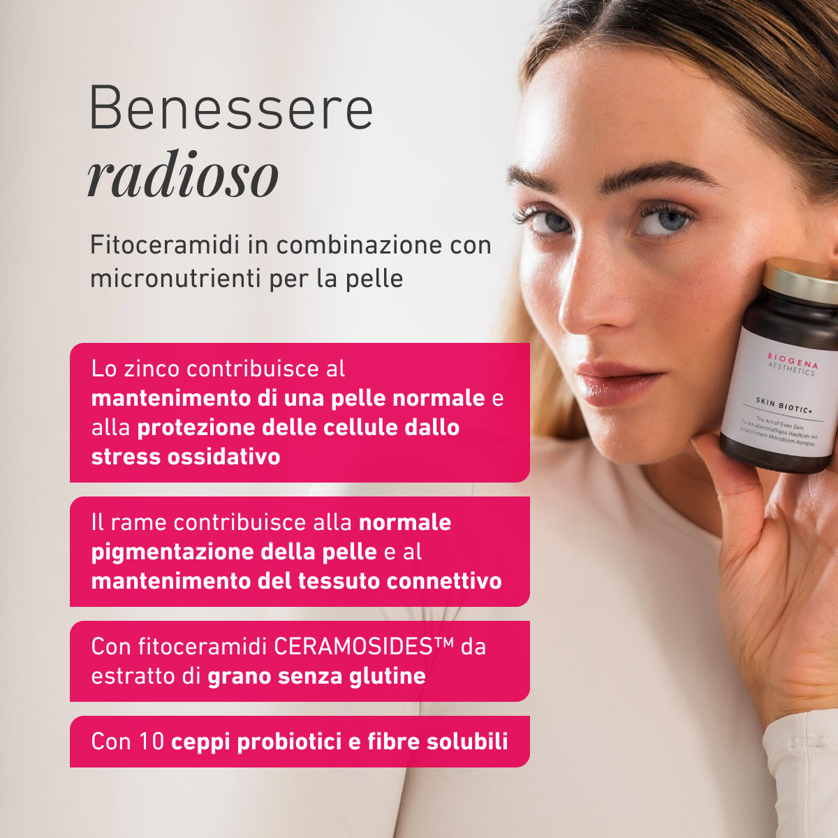 Una persona tiene un flacone di SKIN BIOTIC+ vicino al viso. L’immagine evidenzia fitoceramidi, micronutrienti e benefici per la pelle, la protezione cellulare, la pigmentazione cutanea e il tessuto connettivo.