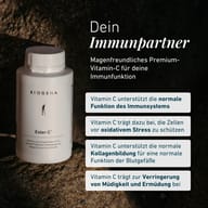 Fľaša BIOGENA Ester-C® na tmavom kamennom podklade. Vitamín C podporuje normálnu funkciu imunitného systému, pomáha chrániť bunky pred oxidačným stresom, podporuje tvorbu kolagénu a prispieva k zníženiu únavy a vyčerpani