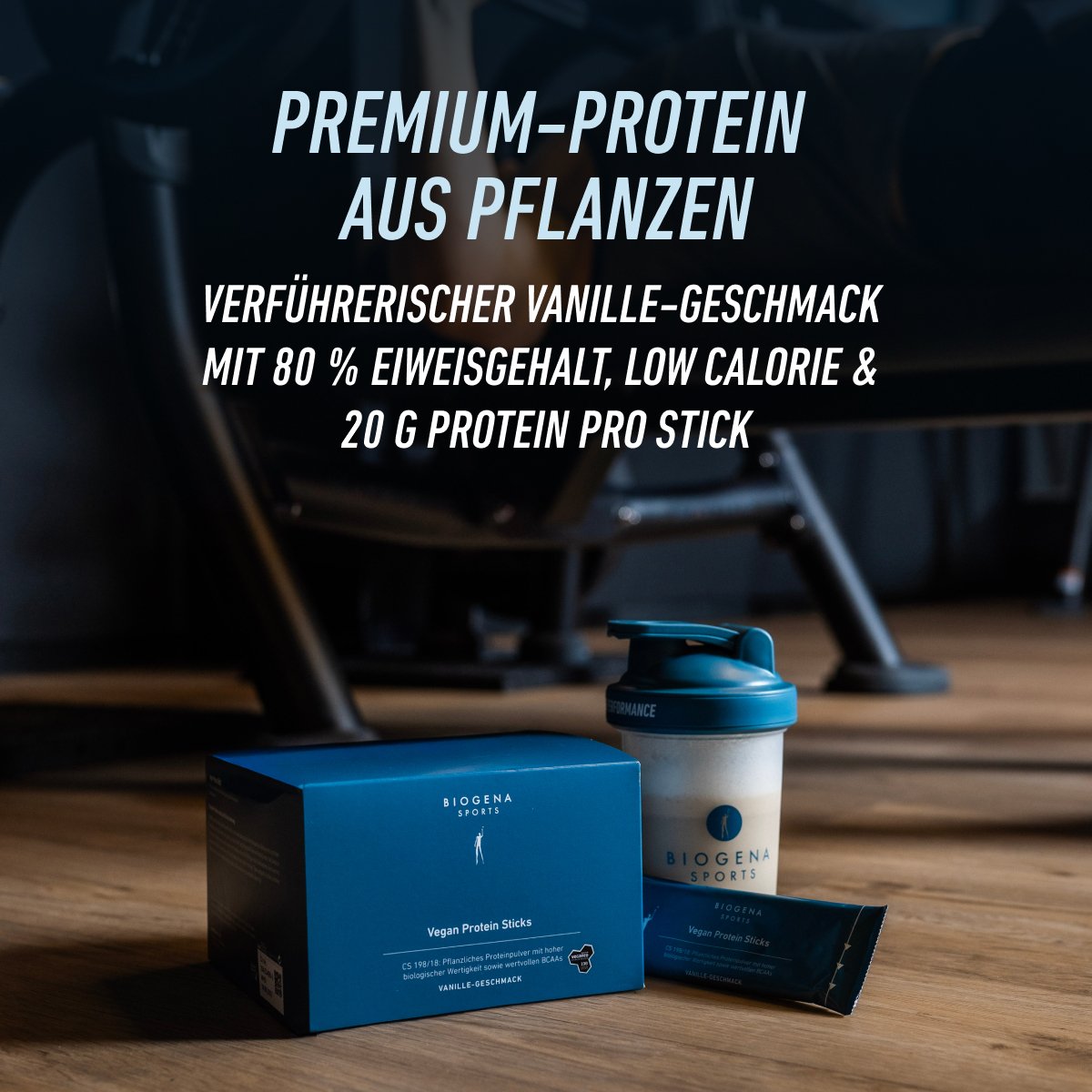 Produs BIOGENA SPORTS Vegan Protein Sticks alături de shaker, în context sportiv, pentru completarea aportului zilnic de proteine vegetale și stil de viață activ.