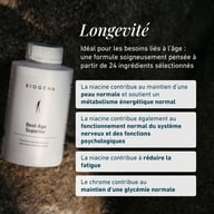 Zdjęcie ręki trzymającej Biogena Best Age Superior, tekst podkreśla 24 składniki premium wspierające skórę, metabolizm energii, układ nerwowy, zdrowie psychiczne i prawidłowy poziom cukru we krwi.