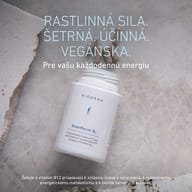 Otvorené balenie BIOGENA SmartFerrin B12 a kapsuly. Železo a vitamín B12 prispievajú k zníženiu únavy a vyčerpania a k normálnemu energetickému metabolizmu.