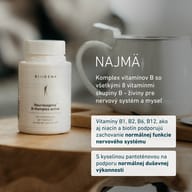 Fľaša BIOGENA Neurosagena® B-Komplex active vedľa šálky. Komplex obsahuje všetkých 8 vitamínov skupiny B na podporu nervového systému a mysle. Kyselina pantoténová prispieva k normálnej duševnej výkonnosti.