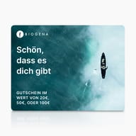 BIOGENA Gutscheinkarte, Karte, Schriftzug, Wasseroberfläche, Kajak mit Paddel