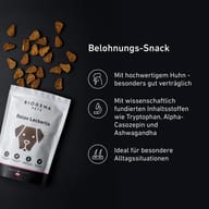 BIOGENA PETS Relax Leckerlis mit knusprigen Hundesnacks auf schwarzem Hintergrund. Belohnungssnack mit hochwertigem Huhn, Tryptophan, Alpha-Casozepin und Ashwagandha. Ideal für besondere Alltagssituationen.
