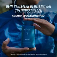 Grafika BIOGENA SPORTS zdôrazňuje 100 % rakúsku vedu, 20 rokov skúseností, ručnú výrobu so špičkovou technológiou, vysokú biologickú dostupnosť a výrobu vo vlastnej továrni v Koppli pri Salzburgu.